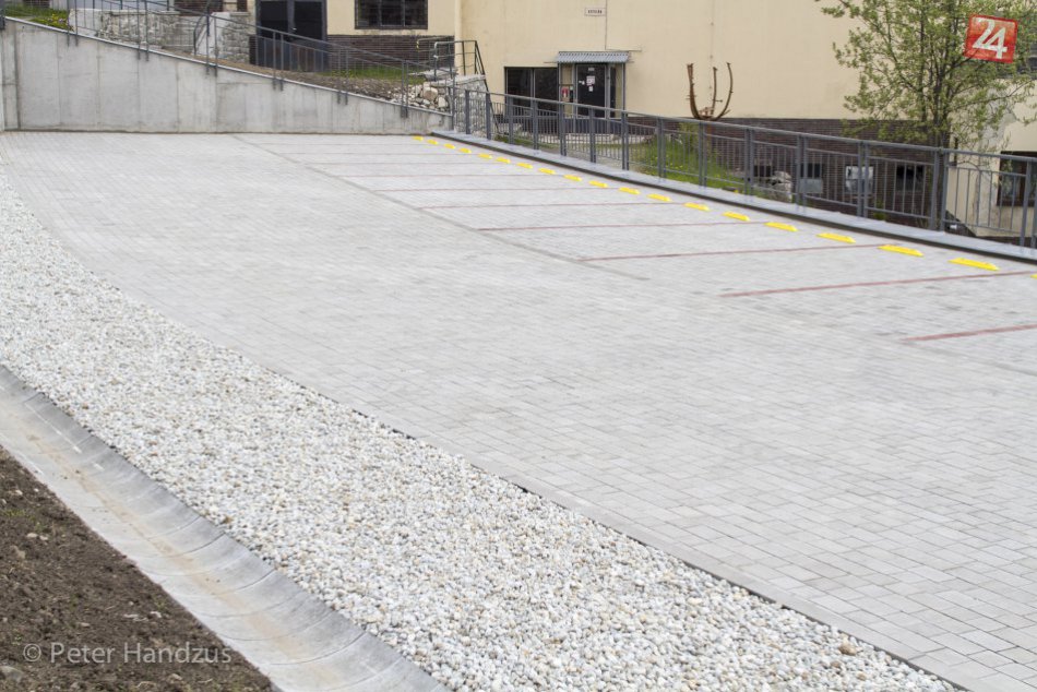 Nové parkovisko a výťahy vo Vyšných Hágoch