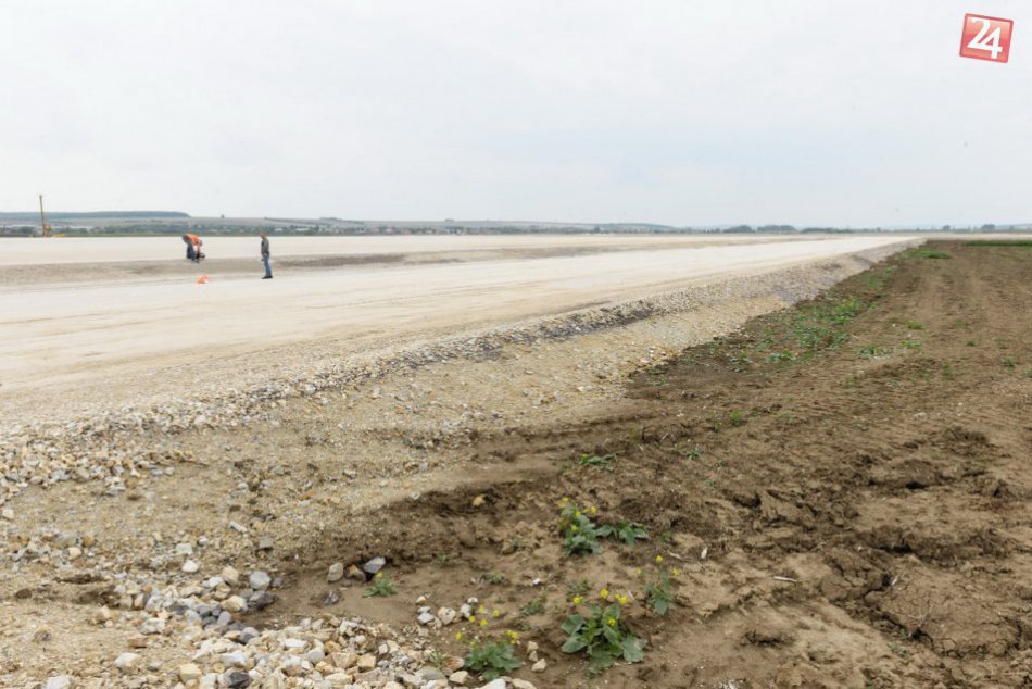 AKTUÁLNE FOTO: Práce na stavenisku napredujú, prvé dohady o príchode Jaguaru zač