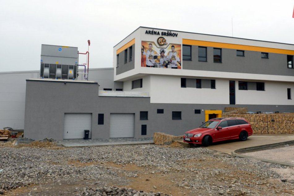 Nový moderný štadión na sídlisku KVP