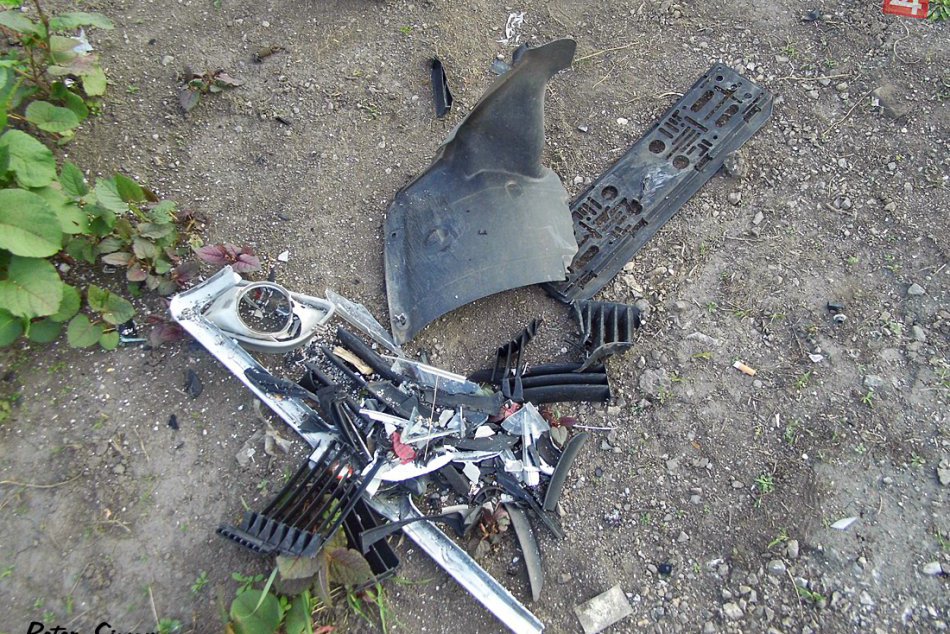 Obrazom: Dopravná nehoda v Plešivci