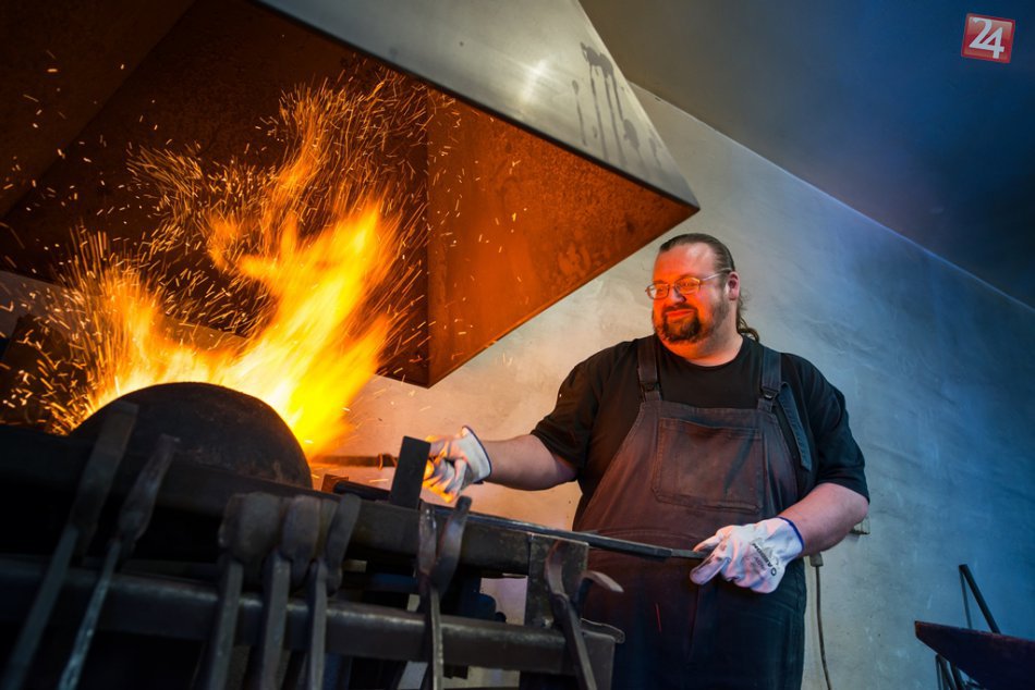 FOTO: Hrochoťan Laksky uspel s úžitkovým nôžom Pteryx L2