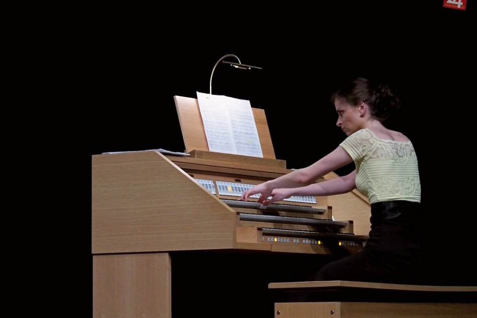 Humenská hudobná jar vyvrcholila koncertom Dominiky Fraňovej – Štofejovej