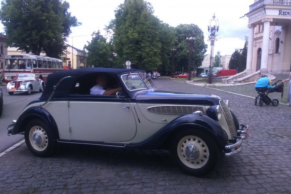 FOTOGALÉRIA: Do Spišskej zavítali nádherné veterány