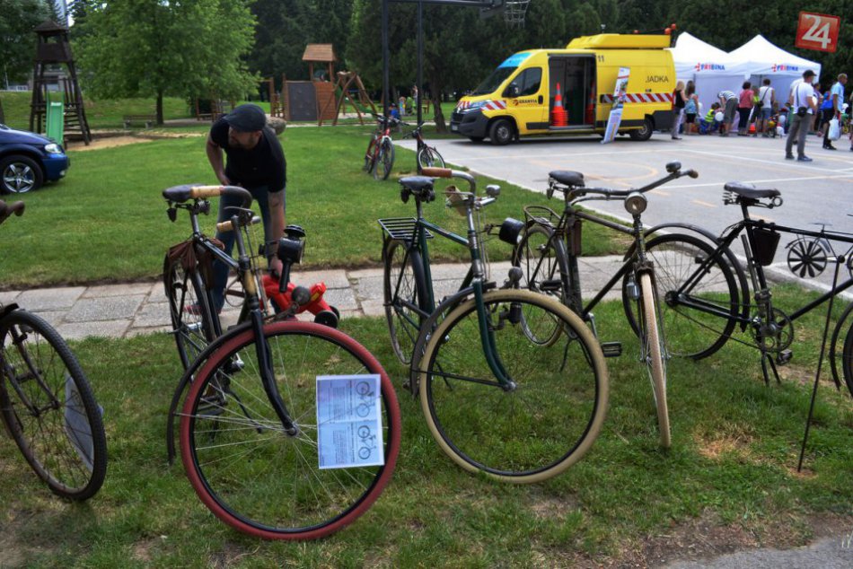 V historickej zbierke Rasťa Mikulu z Nitry bicykel od Baťu: Poklady bývajú roky 