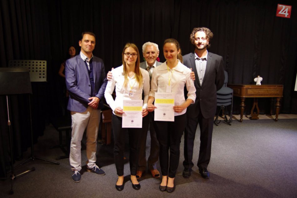 Gitarové duo SZUŠ Jánoš bodovalo na festivale komornej hudby v Čadci