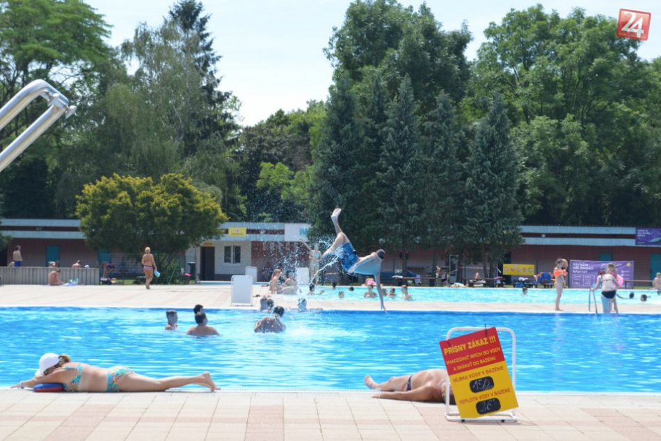 Nitrianski školáci nám ukázali vysvedčenia: Prázdniny sa môžu začať, FOTO!