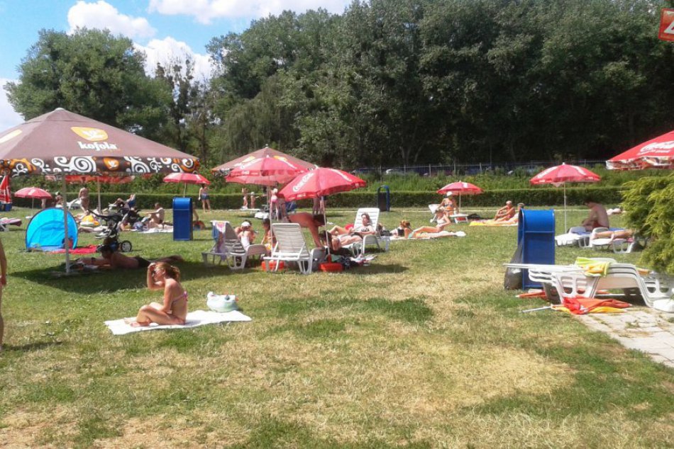 Voľné dni prilákali Košičanov na kúpalisko