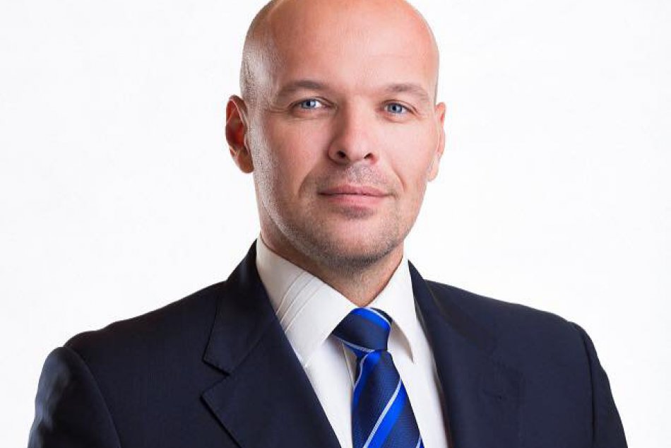 FOTO: Bystrickí poslanci v detstve, rozlúštenie hádanky