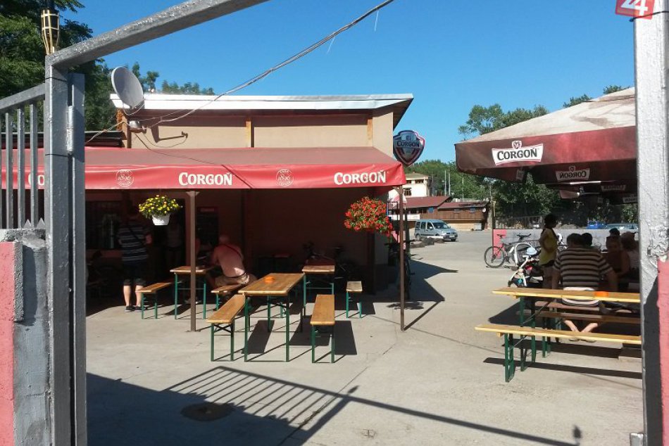 Bufet pod Starým mostom - jedna z posledných nefalšovaných krčiem