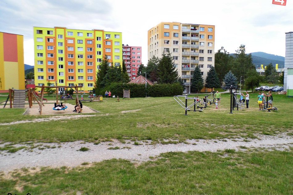 Obrazom: Nové fitnes ihrisko na juhu