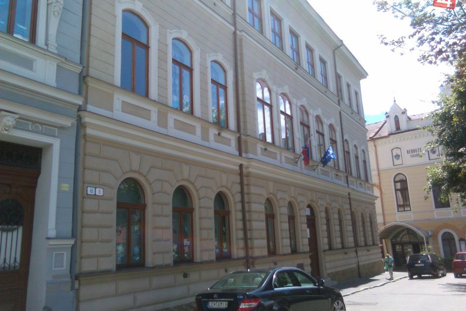 Obľúbená materská škôlka na Kubínyiho námestí bude môcť prijať viac detí.