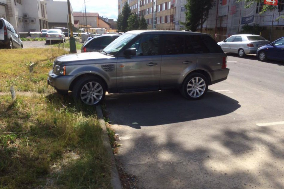 FOTO: Zlé parkovanie vás môže vyjsť draho