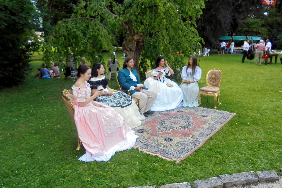 Obrazom: Piknik pri kaštieli Betliar