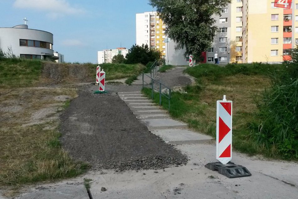 Petržalčania sa dočkali. Cez Chorvátske rameno konečne prejdú dôstojne