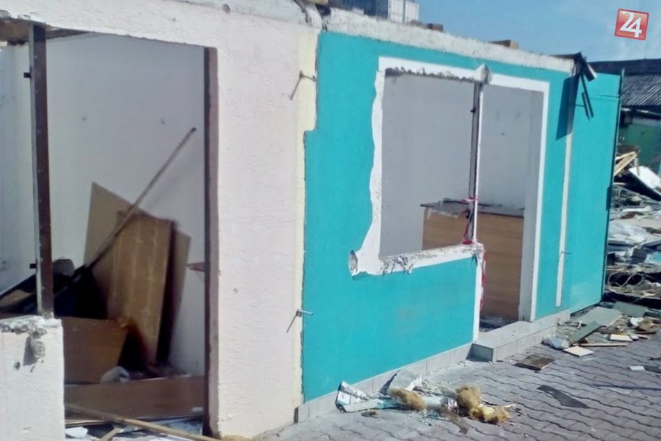 Koniec obľúbeného trhoviska: Stánky na Polygone miznú doslova pred očami