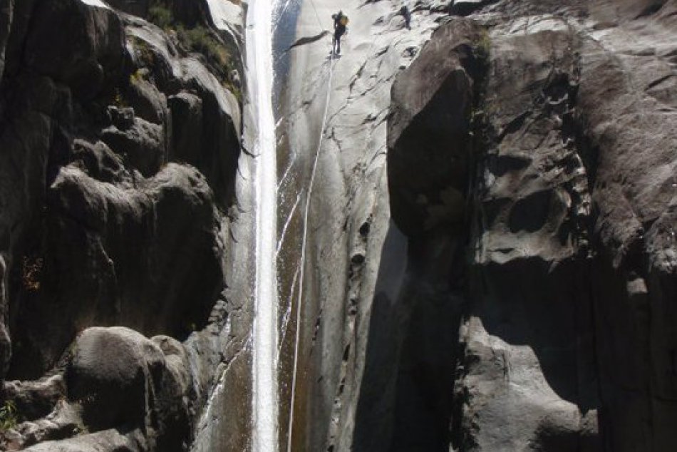 Adrenalínvé zoskoky aj zľanovanie. Takto vyzerá obľúbený šport Mýťana Palvla