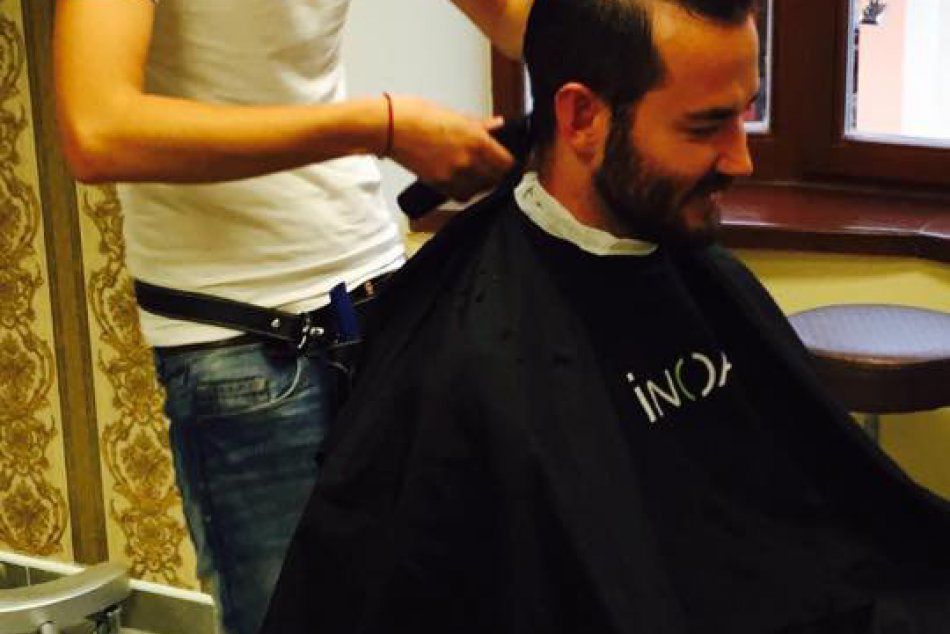 V OBRAZOCH: Premeny  dámských vlasov  v Trnave