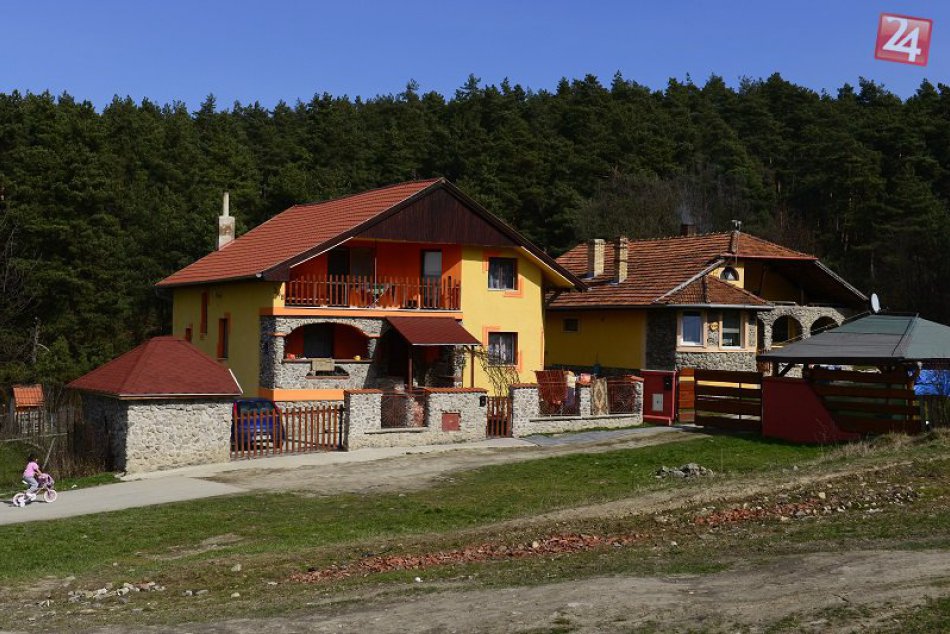 Dom alebo byt? Vytúžené bývanie mimo mesta je teraz lacnejšie