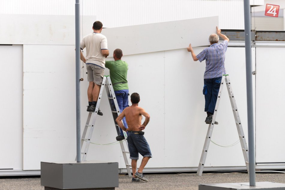 FOTO: Agrokomplex môže začať. Prípravy na najväčšiu výstavu finišujú