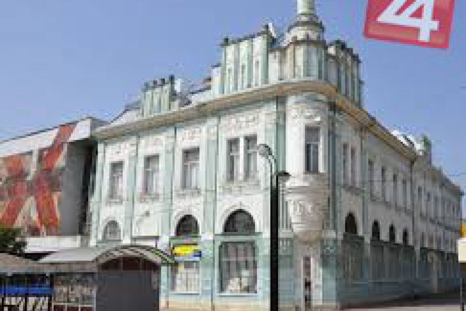 FOTO: Takéto vzácnosti sa dajú nájsť na Námestí  osloboditeľov v Michalovciach