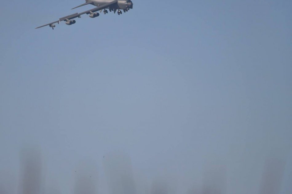 Americký bombardér B-52 v OBRAZOCH