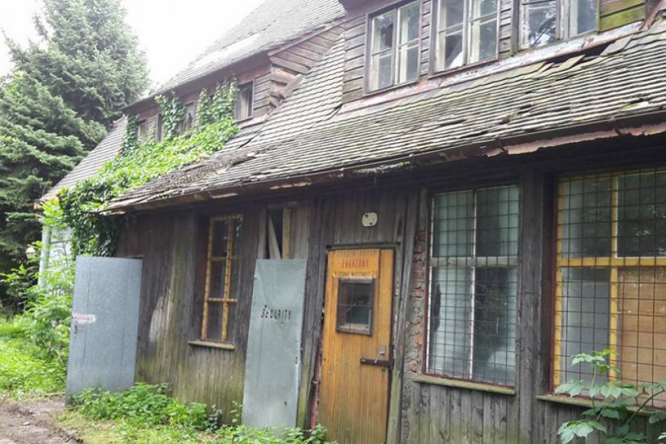 Opustená vila Jurajov dvor