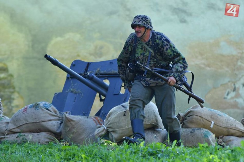 Slovenské národné povstanie - rekonštrukcia