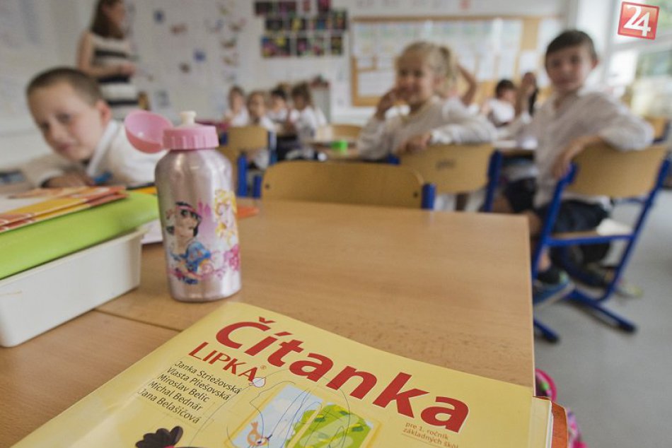 OPÝTALI SME SA: Je začiatok školského roka veľký nápor na psychiku dieťaťa?
