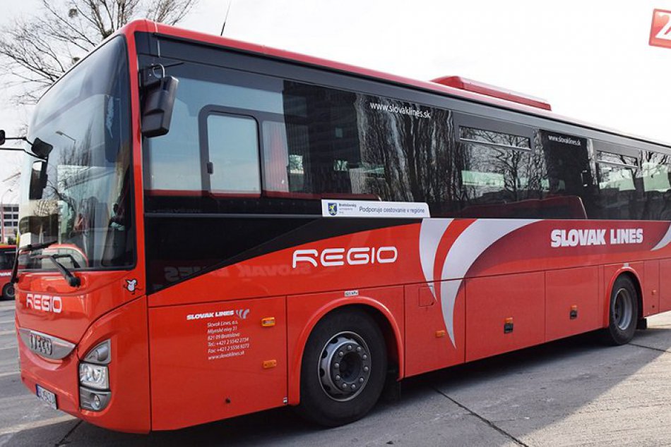 Vlaky a autobusy posilnia