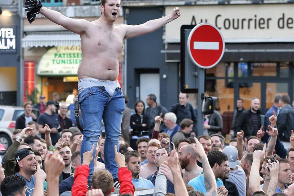 Anglickí fanúšikovia