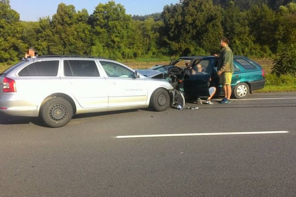 V OBRAZOCH: Nehoda 5 áut na I/66 pri Lučatíne