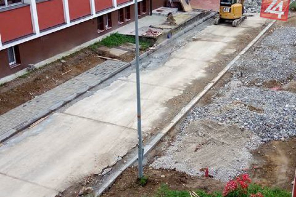 rekonštrukcia internátov Hliny V