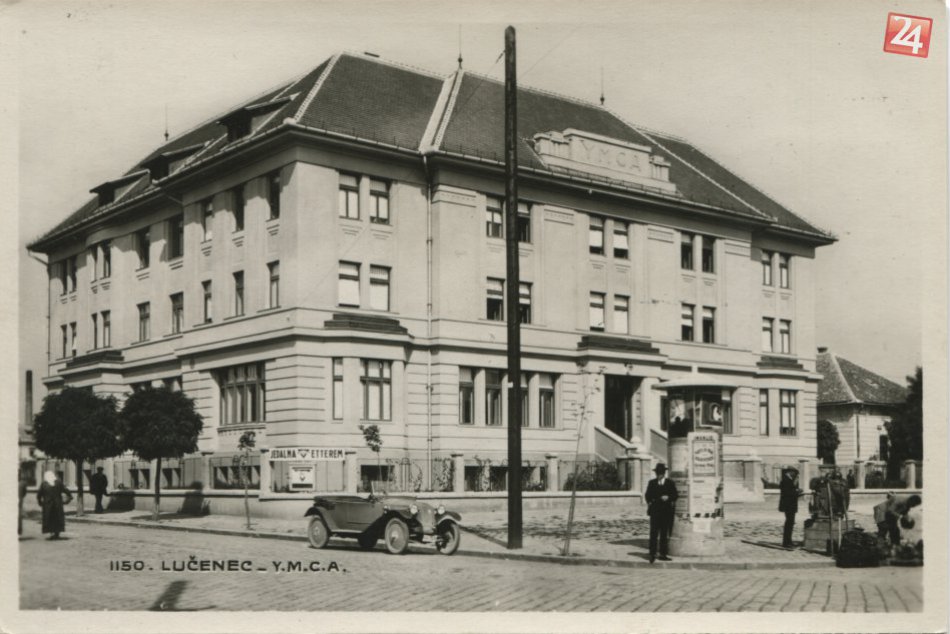 Ulice Masarykova a Komenského na dobových fotografiách