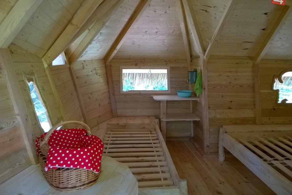 Domček na strome Kačín