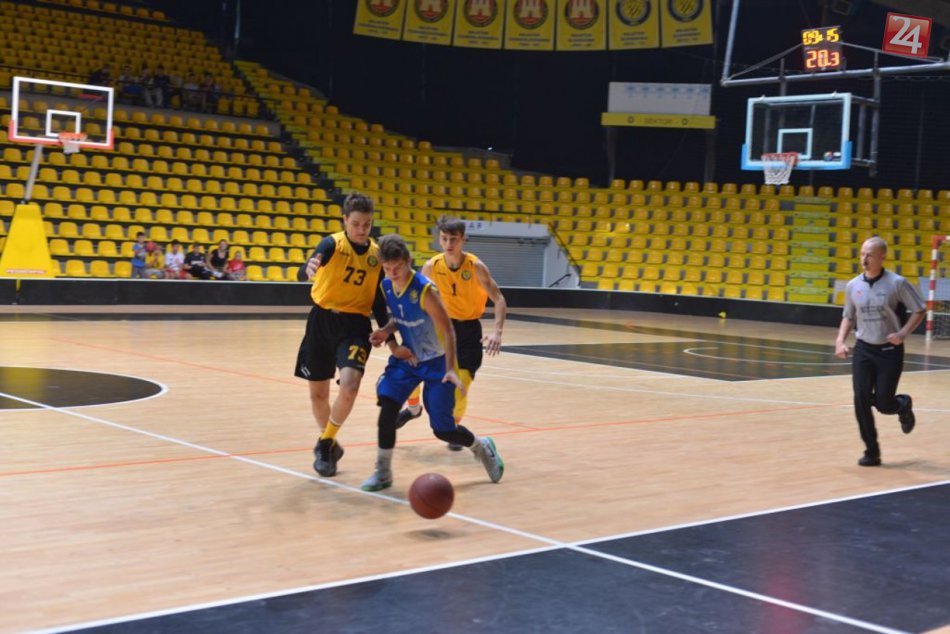 Žiarčania na výjazde v Bratislave: Čo zápas, to výhra