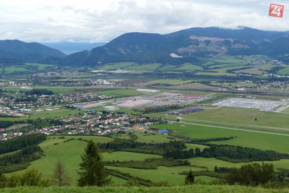 FOTO: Vrch Straník a prekrásny výhľad na okolie