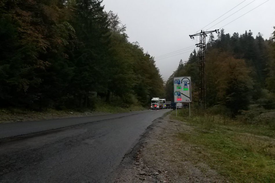FOTO: Rekonštrukcia cesty Tále - Srdiečko v plnom prúde