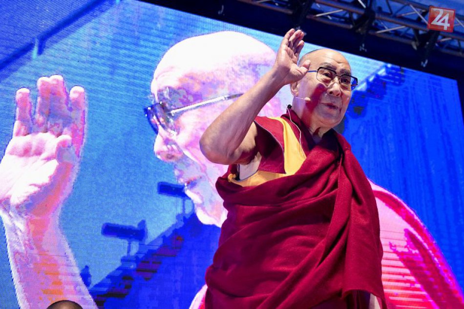 OBRAZOM: Dalajláma je na návšteve Slovenska, odskočil si na obed k prezidentovi