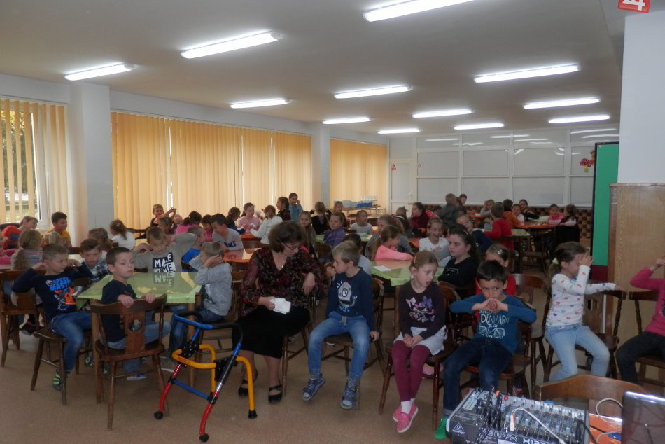 Zlatá paralympionička v Poprade: Michaela Balcová v ZŠ na Ulici mládeže