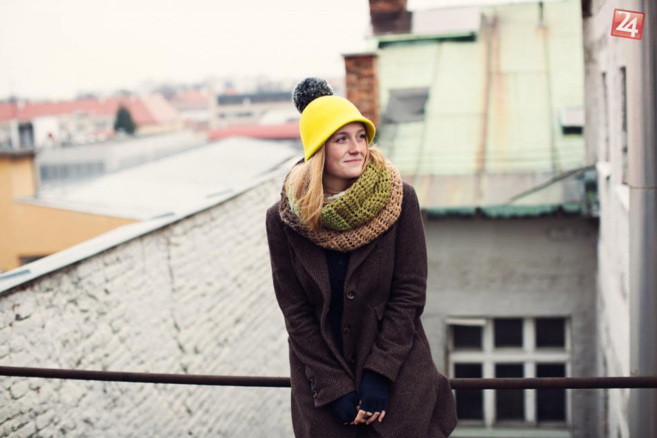 OBRAZOM: Trnavčanka má skutočne šikovné ruky. Takéto klobúky vyrába!