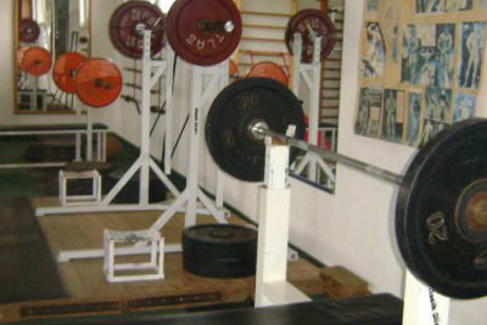 Sliačanský oddiel kulturistov KLASIK poslal najusilovnejších chlapcov relaxovať