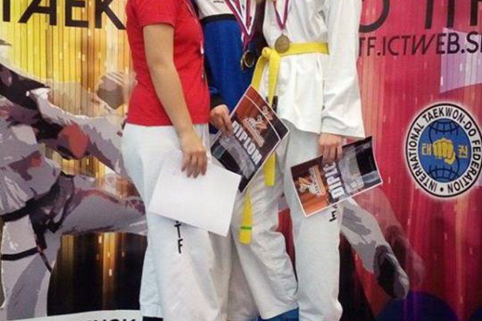 OBRAZOM:  Trnavskí taekwondisti priniesli domov 21 medailí