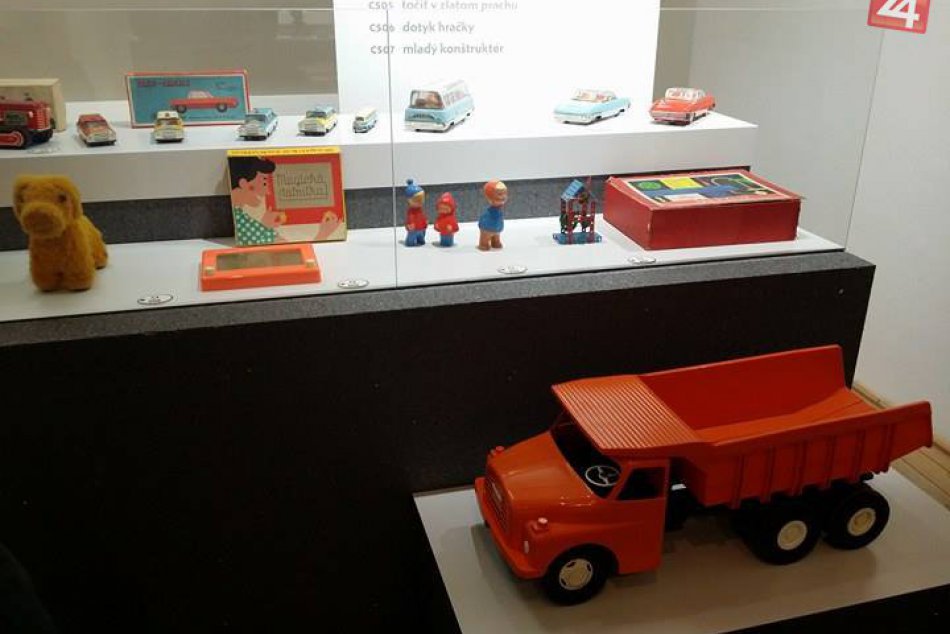 Farebná šeď – Buntes Grau