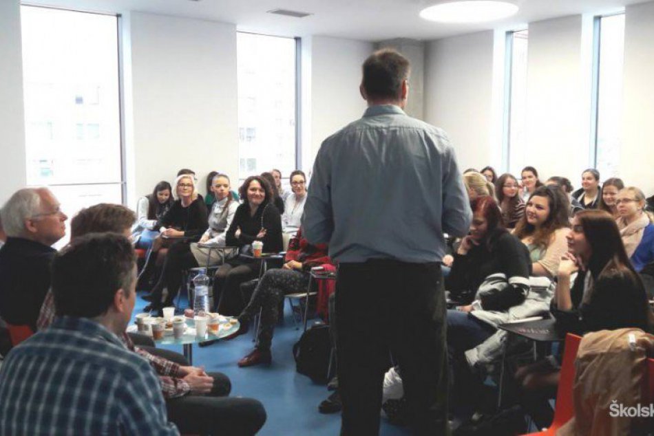 Aj napísať báseň je veda: Diskutovali o tom na Katlíckej univerzite