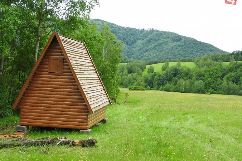 Poloniny: Prenocovať tam možno v nových prístreškoch