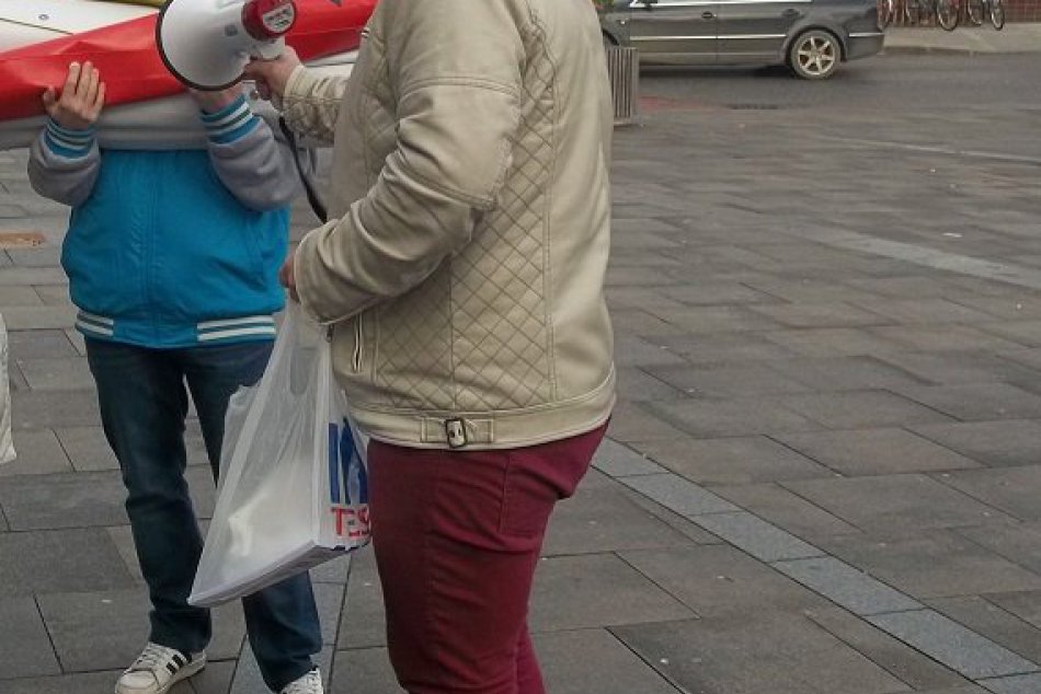 V Šali prebiehal ďalší protest: Účastníci sa stretli i s ministrom dopravy