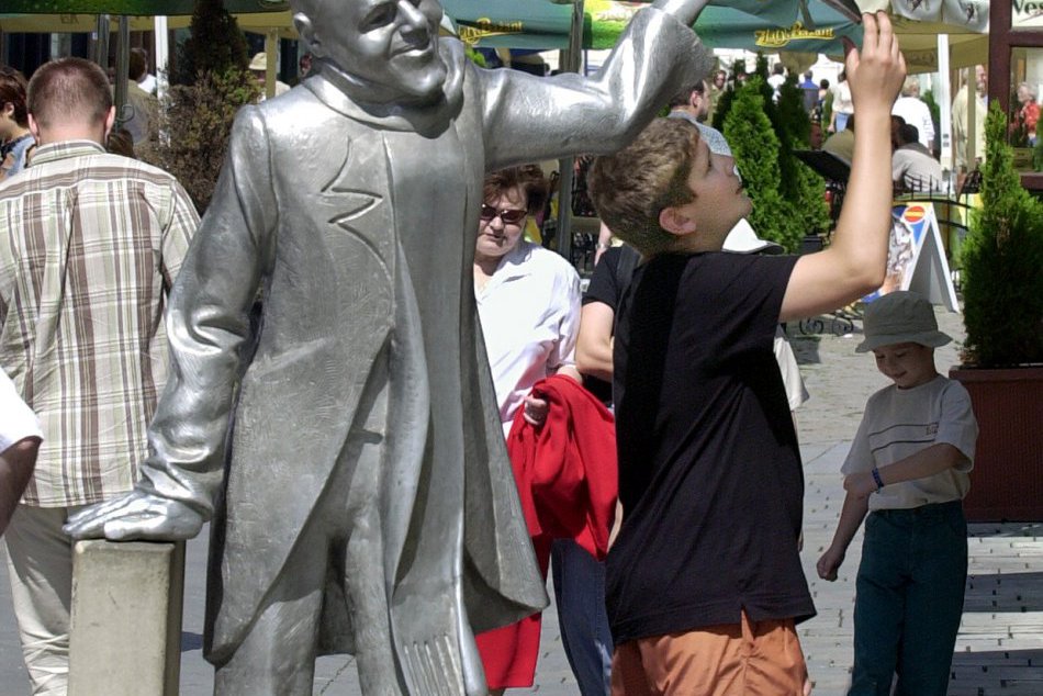 Juraj Meliš - autor sôch v centre Bratislavy