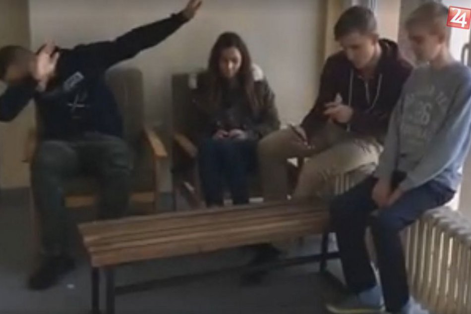 FOTO: Mannequin challange v podaní študentov z GAS