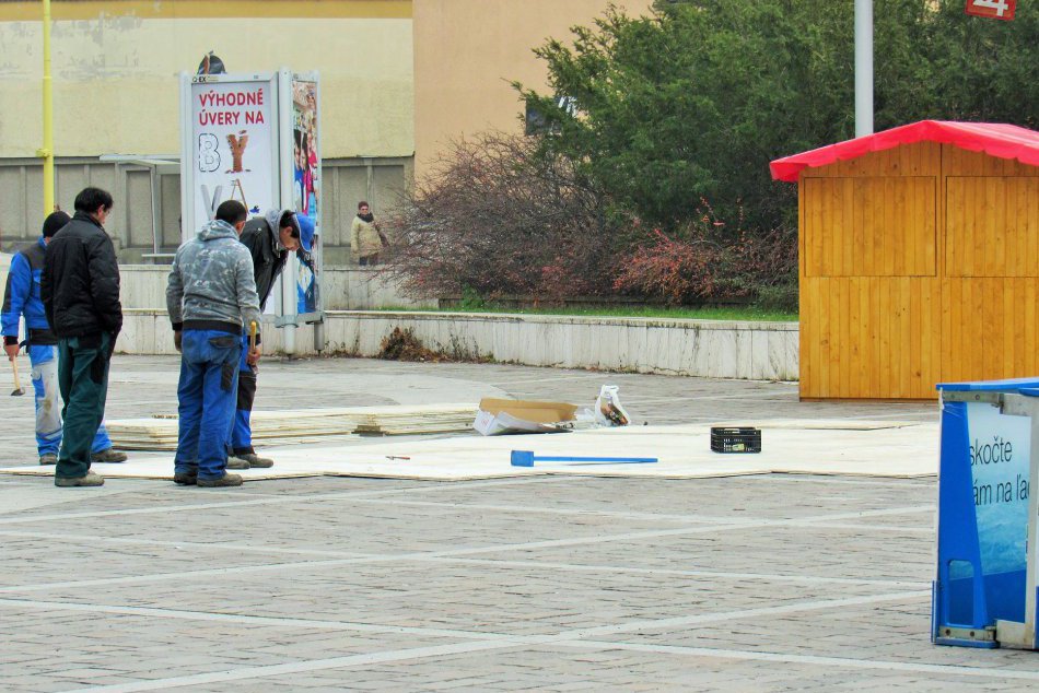 Klzisko v Prešove dostalo reálne kontúry: Inštalácia v obrazoch