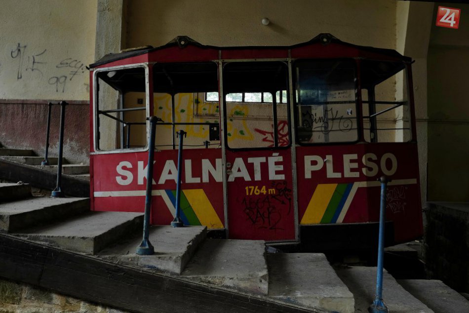 Budova lanovy Tatranská Lomnica 12/2016